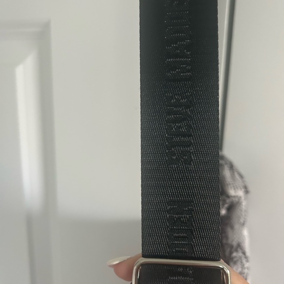 Steve Madden Maroon Crossbody bag - Picture 4 of 5